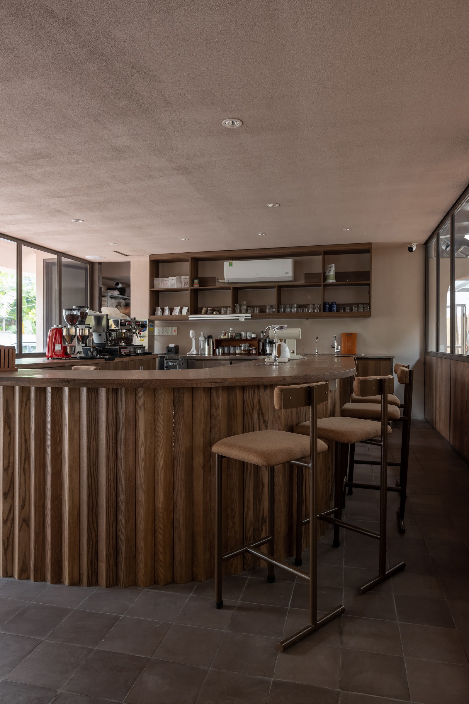 Ban công CHU Kafe